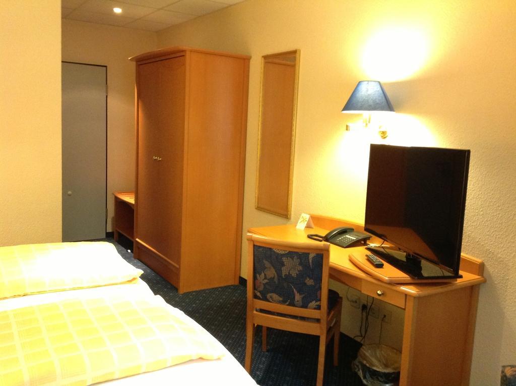 Duenenhotel Am Meer Росток Номер фото