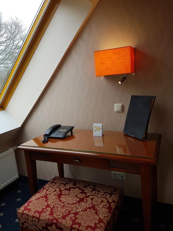Duenenhotel Am Meer Росток Экстерьер фото