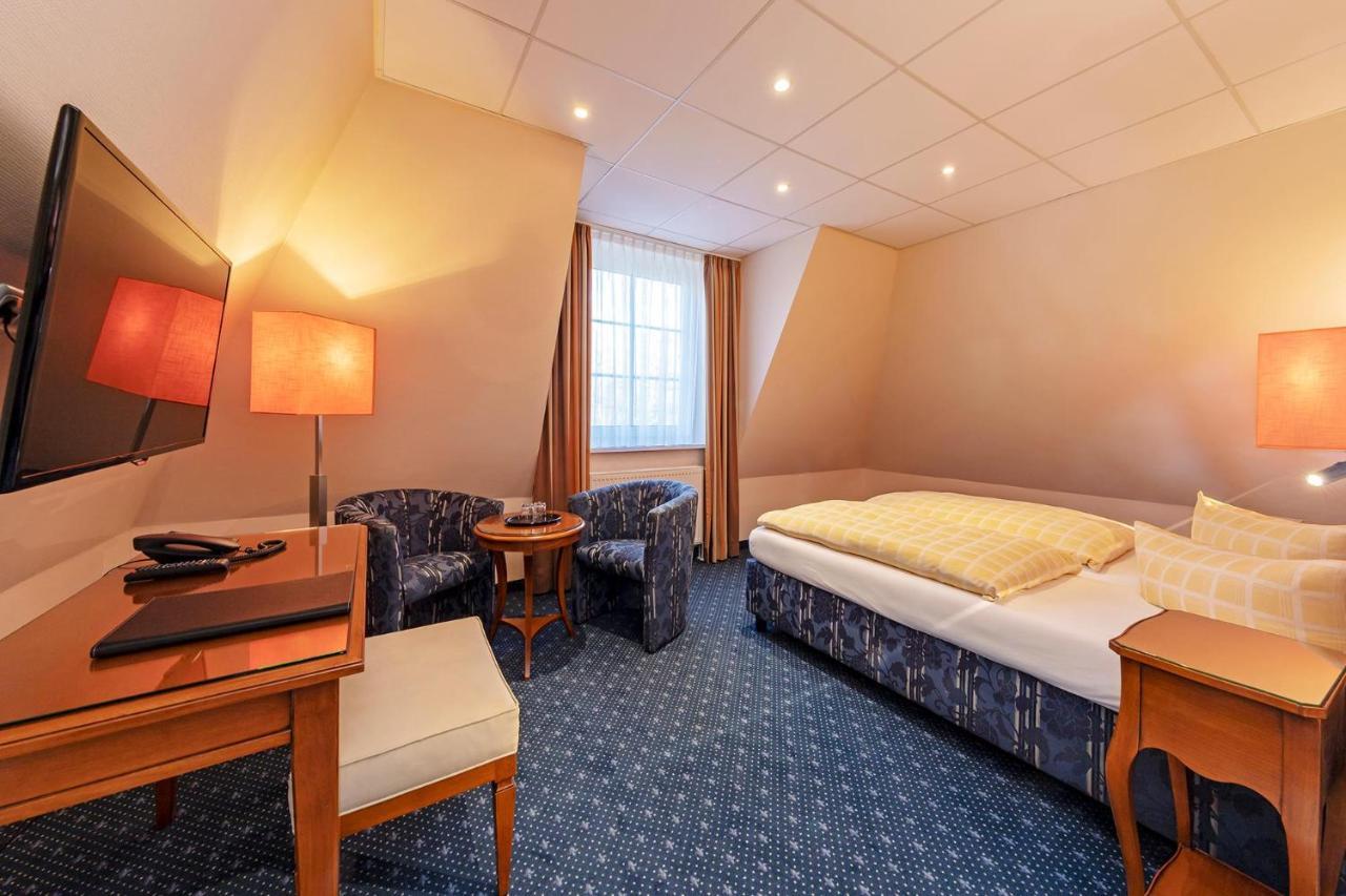 Duenenhotel Am Meer Росток Экстерьер фото
