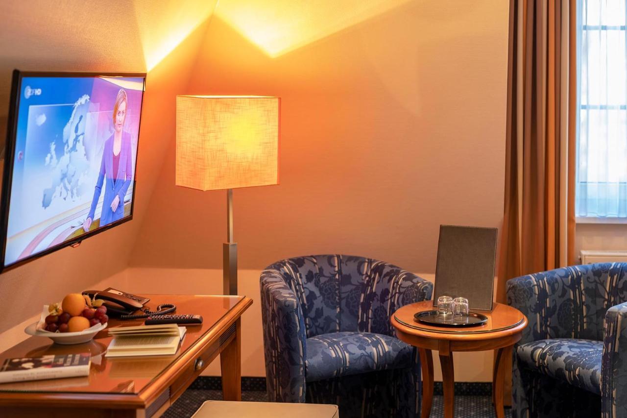 Duenenhotel Am Meer Росток Экстерьер фото