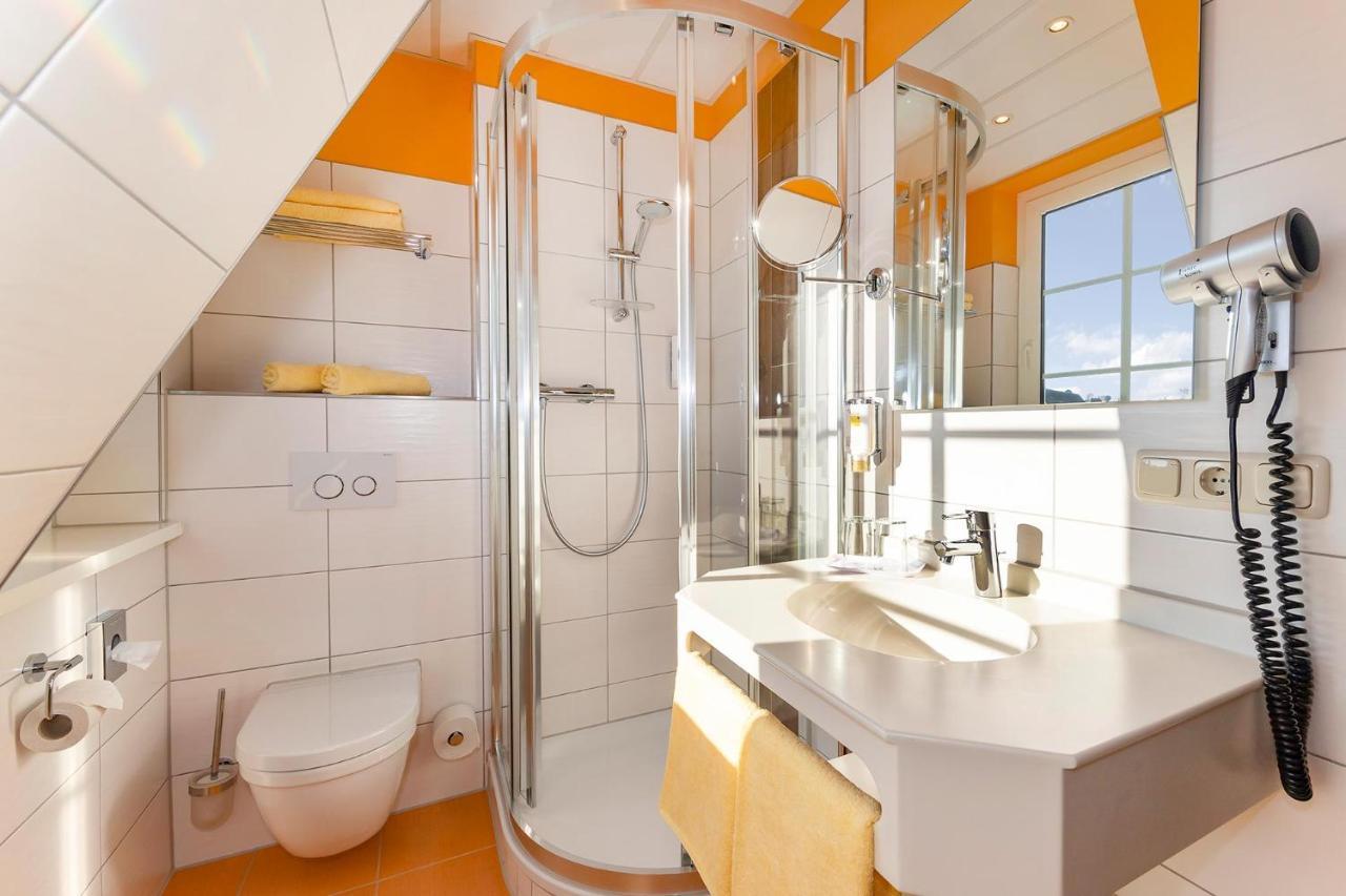 Duenenhotel Am Meer Росток Экстерьер фото